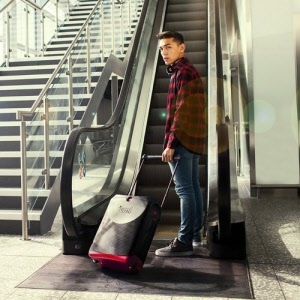 jurni - red - up escalator-1_20160727155856