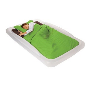 the-shrunks-indoor-family-travel-bed-6_20160301135010